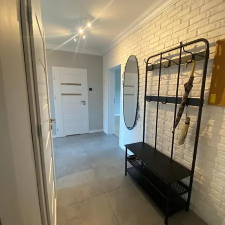 Szpital Zdroje شقة *