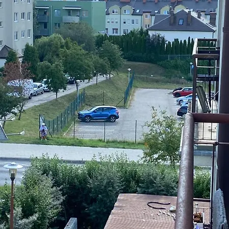 Szpital Zdroje شقة *